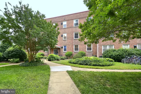 Alexandria, VA 22314,726 S FAYETTE ST #32