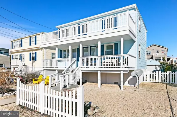 Beach Haven, NJ 08008,425 AMBER ST