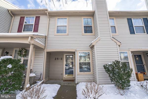 28 TURNER RD #3, Freehold, NJ 07728