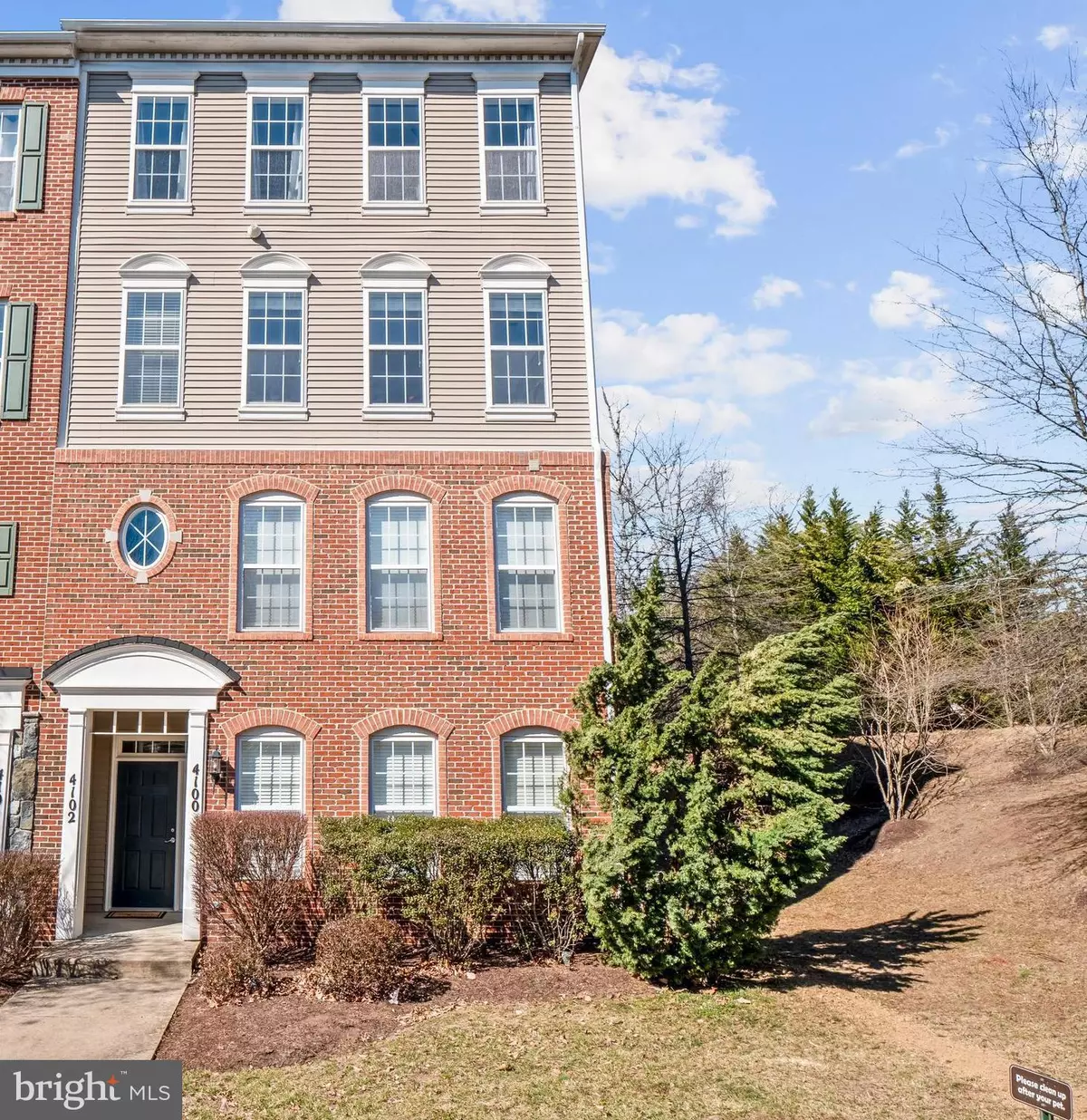 Triangle, VA 22172,4102 POTOMAC HIGHLANDS CIR