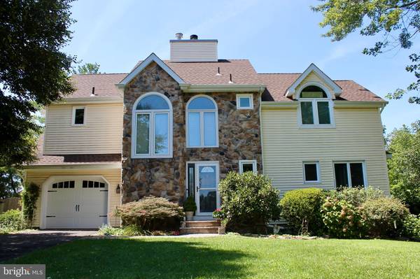 18 UPDIKE AVE, Hillsborough, NJ 08844