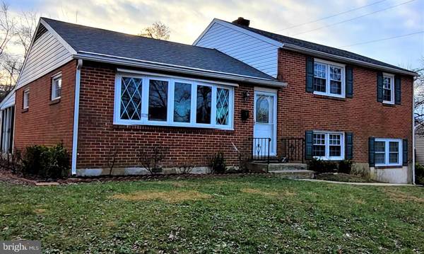 7 TENBURY RD, Lutherville Timonium, MD 21093