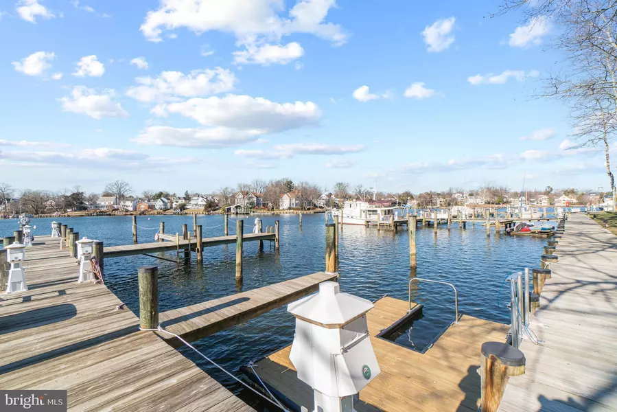 14 SPA CREEK LNDG #B1, Annapolis, MD 21403