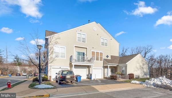 6346-C HAWK VIEW CT, Alexandria, VA 22312