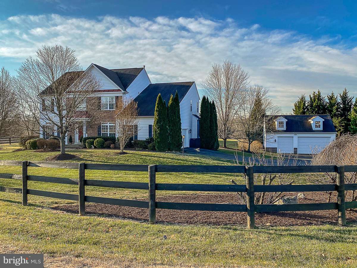 Hamilton, VA 20158,38701 LAYCOCK FARM CT