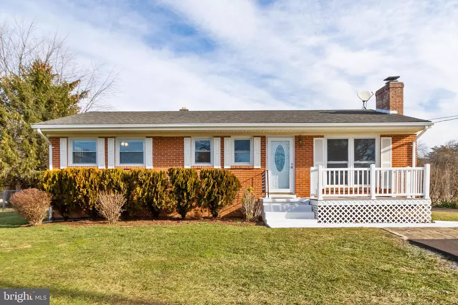 544 APPLE VALLEY RD, Winchester, VA 22602