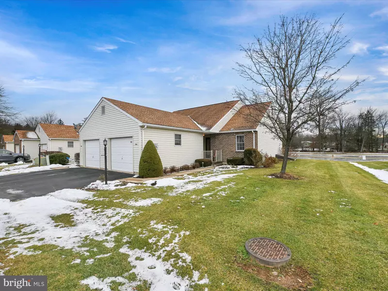 3906 BROOKSIDE CT, Orwigsburg, PA 17961