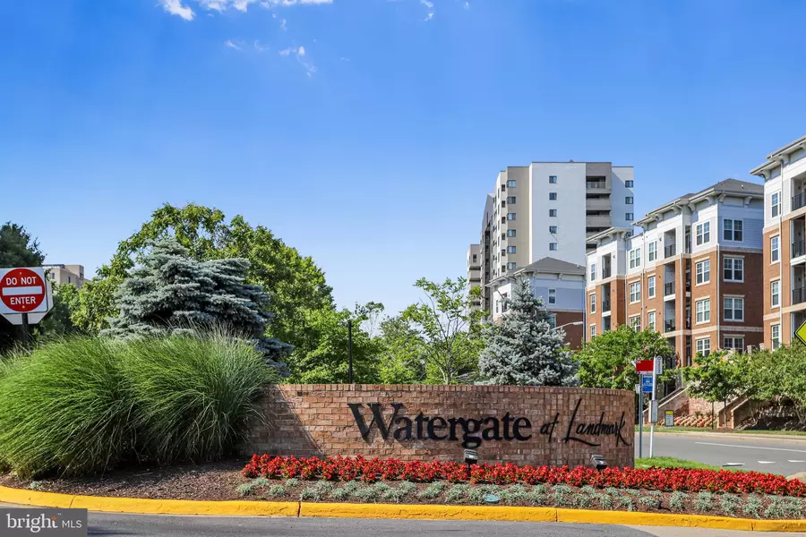 309 YOAKUM PKWY #212, Alexandria, VA 22304