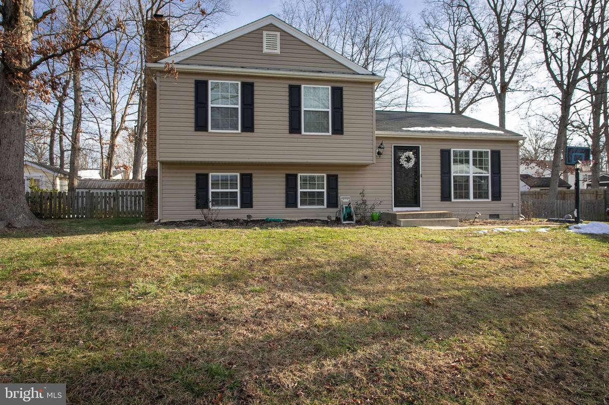 Waldorf, MD 20601,2012 ENGLISH OAK CT