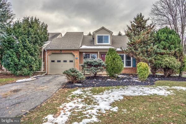 33 OAKGROVE LN, Millersville, PA 17551