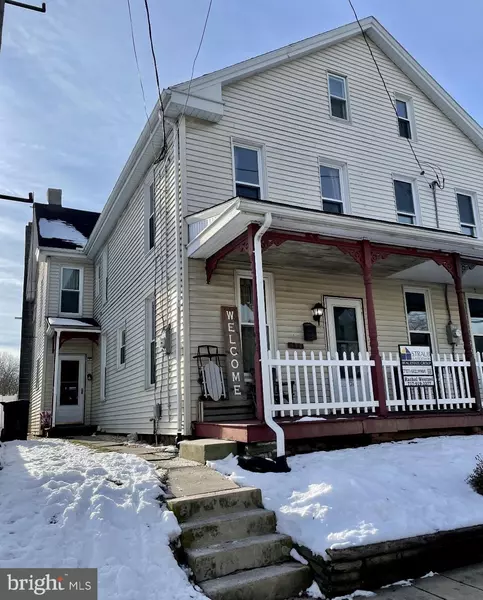 452 E HIGH ST, Elizabethtown, PA 17022