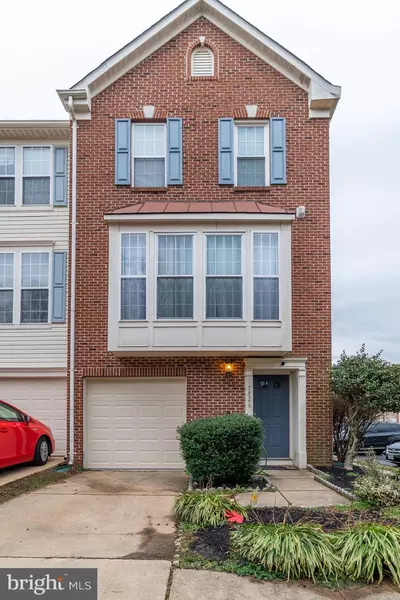 7826 DOGUE INDIAN CIR, Lorton, VA 22079