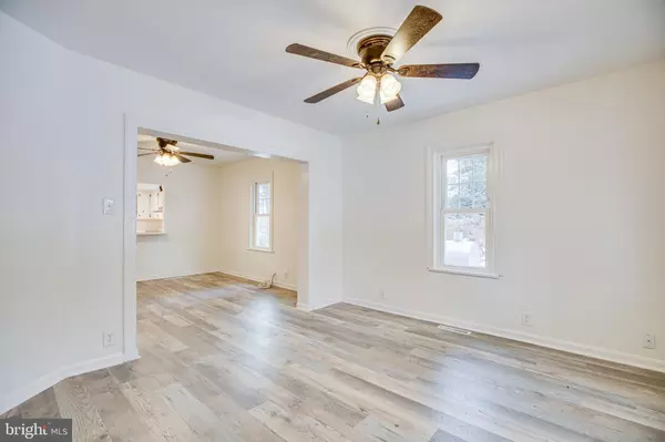 Fredericksburg, VA 22405,75 FERRY RD