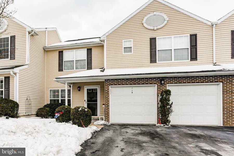 119 MERLIN DR, Hummelstown, PA 17036