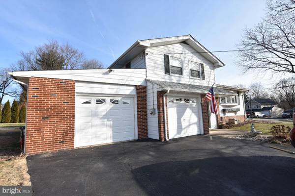 Warminster, PA 18974,723 CHERYL DR