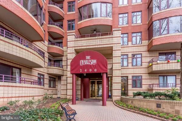 2400 CLARENDON BLVD #910, Arlington, VA 22201