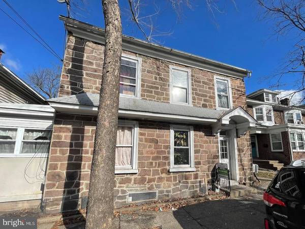 25 CHESTNUT ST, Pottstown, PA 19464