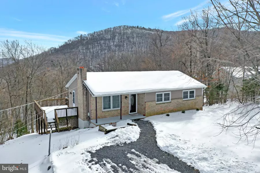 1055 LOWER VALLEY RD, Strasburg, VA 22657