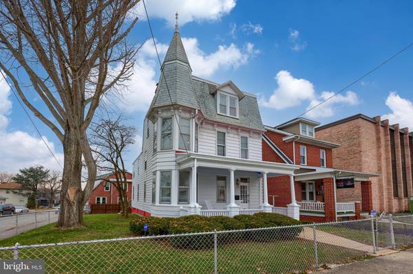 1151 N GEORGE ST, York, PA 17404