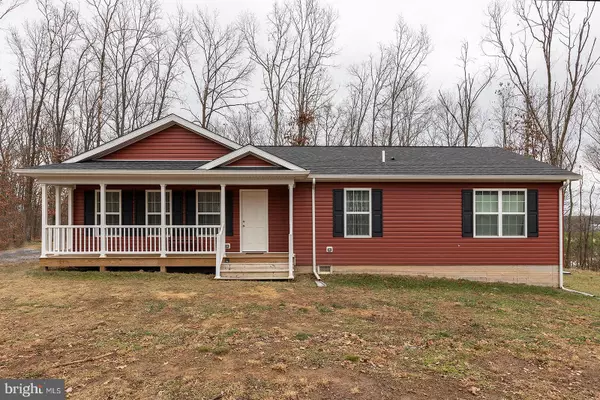 484 SLEEPY WOODS RD, Cross Junction, VA 22625