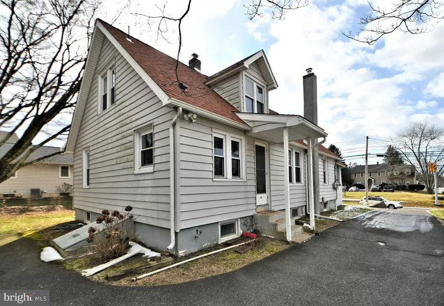 601 S MAIN ST, Sellersville, PA 18960