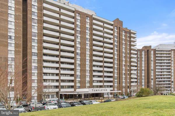 250 S REYNOLDS ST #402, Alexandria, VA 22304