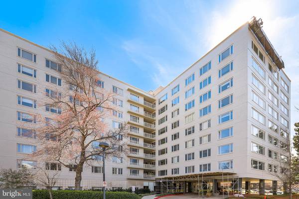 2475 VIRGINIA AVE NW #613, Washington, DC 20037