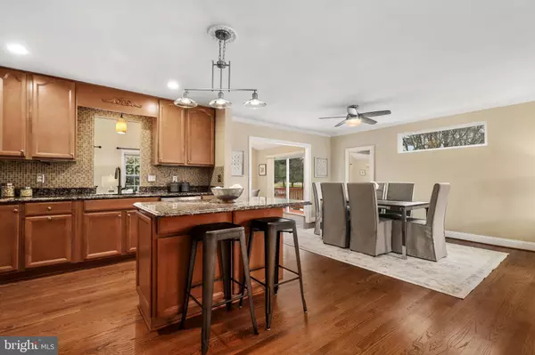 Dunn Loring, VA 22027,8108 BRIGHT MEADOWS LN