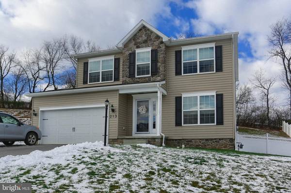 213 N ALPINE DR, York, PA 17408