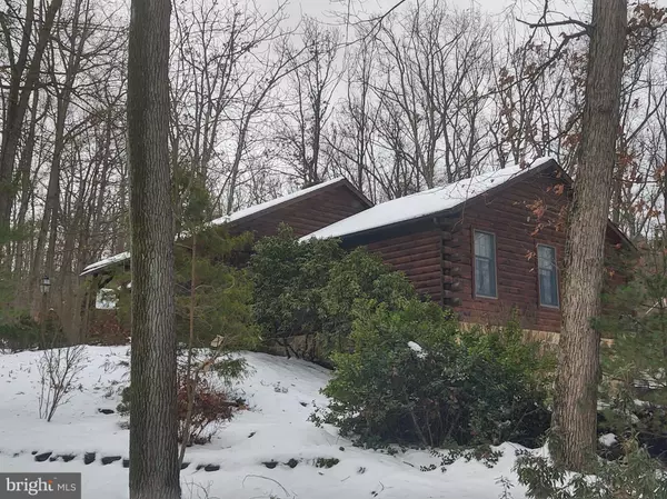 Carlisle, PA 17015,28 WHITE OAK DR
