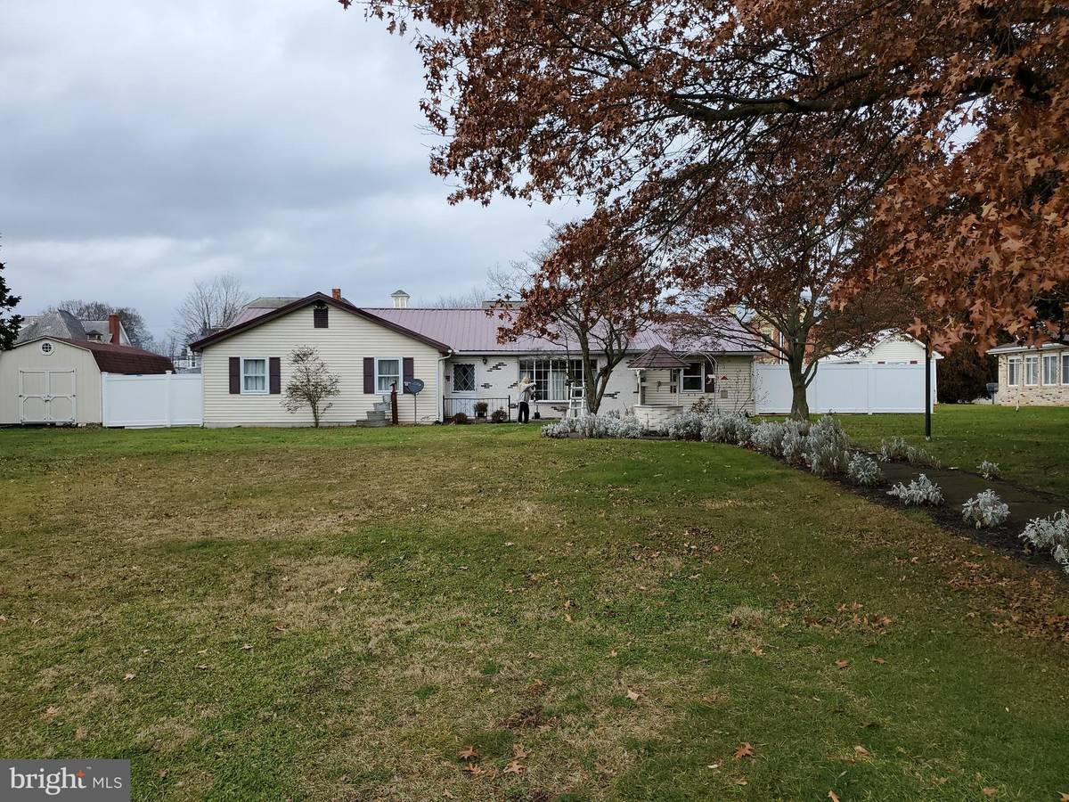 Mifflintown, PA 17059,292 MANBECK LN