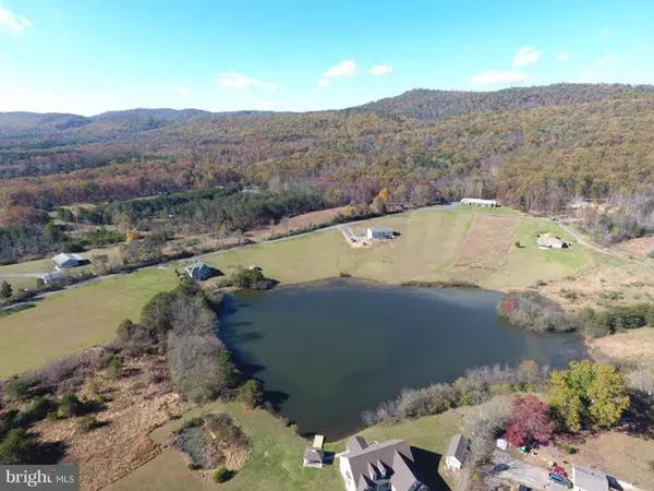 Capon Bridge, WV 26711,9 QUAKER LAKE