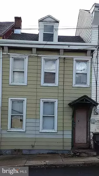 527 N 3RD ST, Pottsville, PA 17901