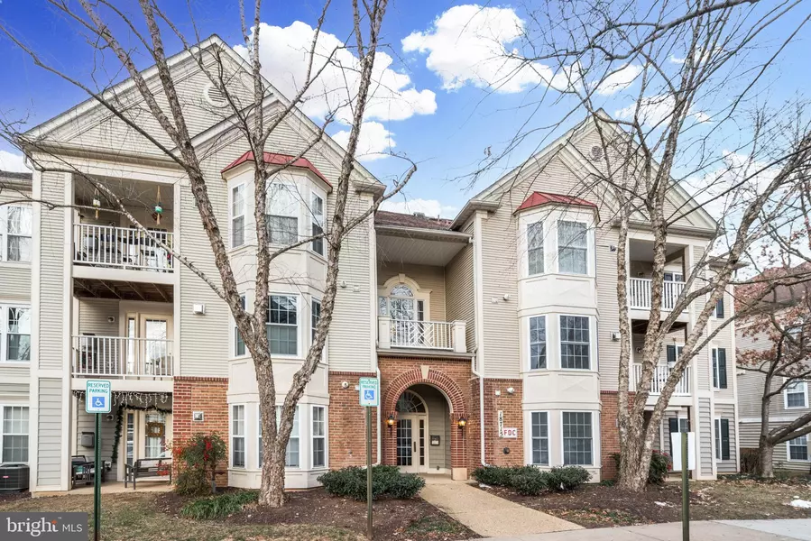 18715 SPARKLING WATER DR #9-204, Germantown, MD 20874