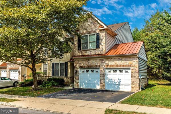 Conshohocken, PA 19428,210 BAREFIELD LN