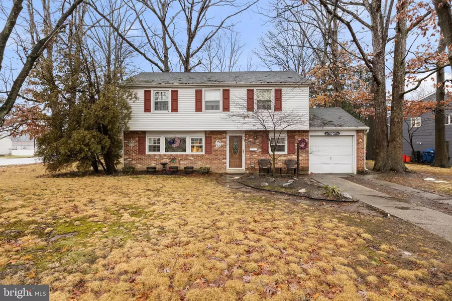 1 POPLAR TER, Somerdale, NJ 08083