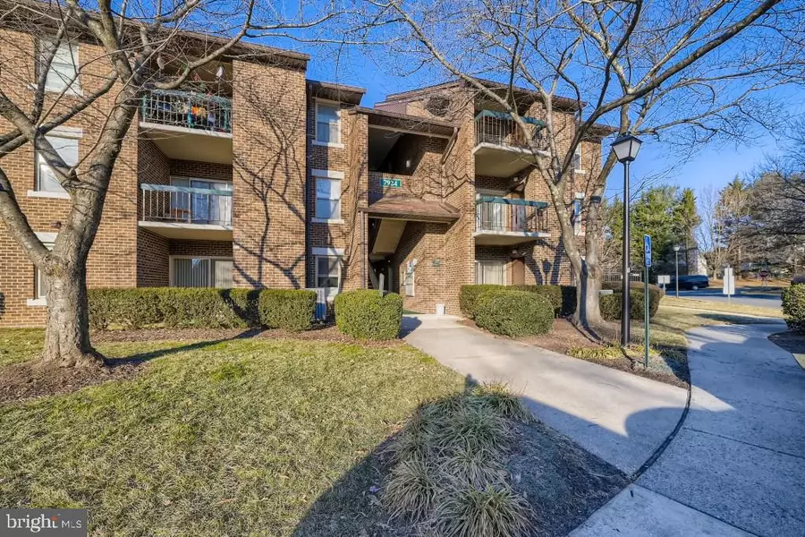 7924 CORIANDER DR #102, Gaithersburg, MD 20879