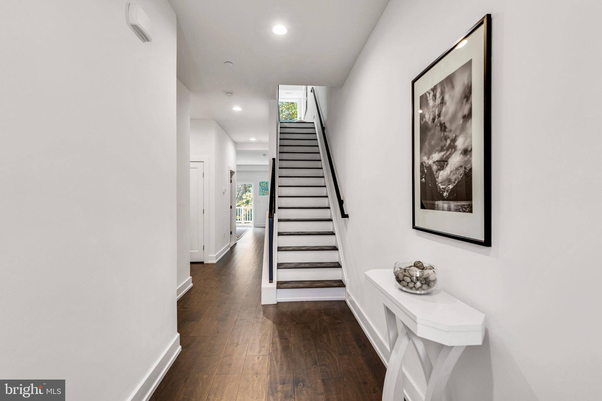 Philadelphia, PA 19128,358 CINNAMINSON ST #14