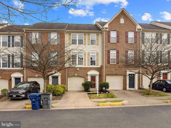 2908 HUNTINGTON GROVE SQ, Alexandria, VA 22306