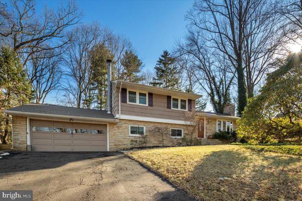 102 SHELLEY LN, Yardley, PA 19067