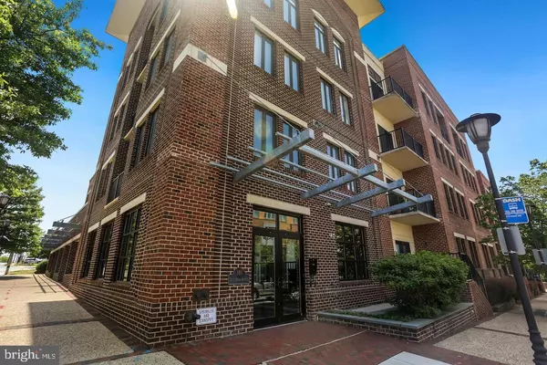 Alexandria, VA 22305,181 E REED AVE #307