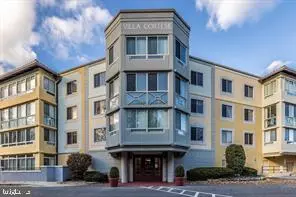 14805 PENNFIELD CIR #201, Silver Spring, MD 20906