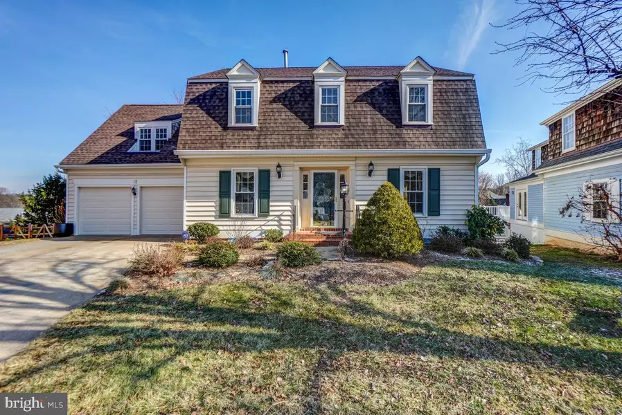 12 FLAMELEAF CT, Gaithersburg, MD 20878