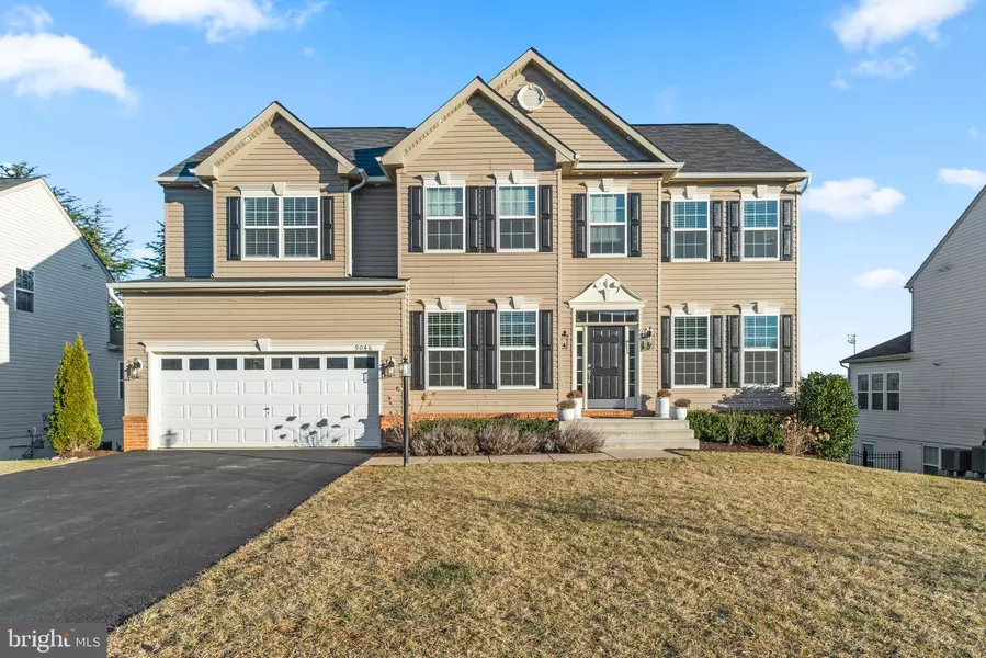 9046 STONE CREST DR, Warrenton, VA 20186