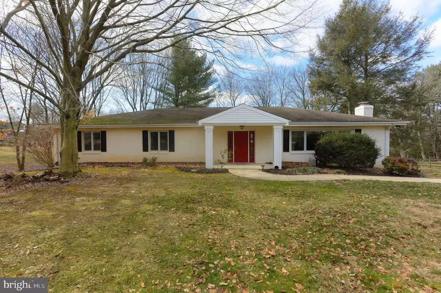 910 LEE RD, Hockessin, DE 19707