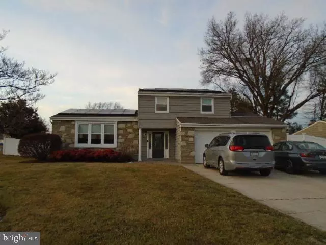 5845 GRISCOMB DR, Bensalem, PA 19020