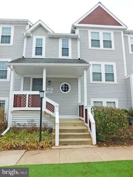 12893-A GRAYS POINTE RD #12893A, Fairfax, VA 22033