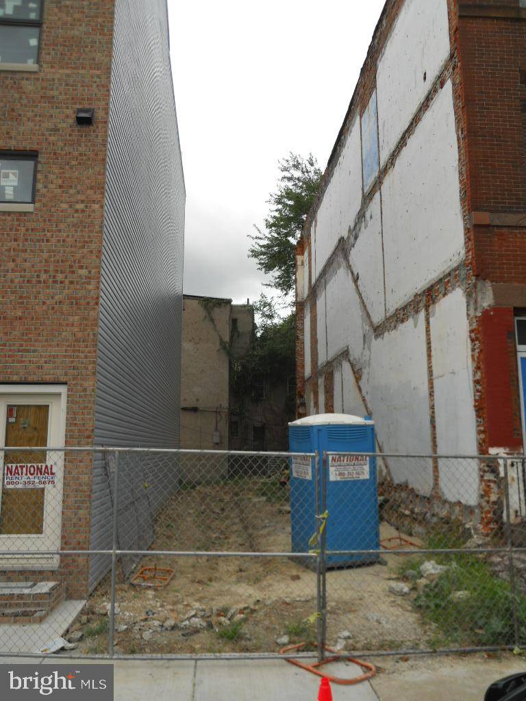2843 W DIAMOND ST, Philadelphia, PA 19121