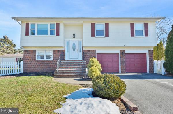 80 DEACON DR, Trenton, NJ 08619