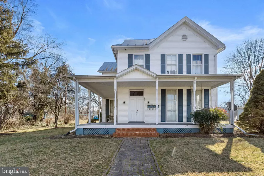 543 S MAIN ST, Woodstock, VA 22664